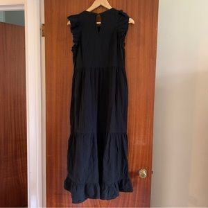 Universal Thread Black Sleeveless Dress